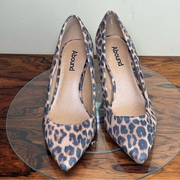 Abound Audry Block Heel Pump in Beige Leopard - Picture 6 of 15